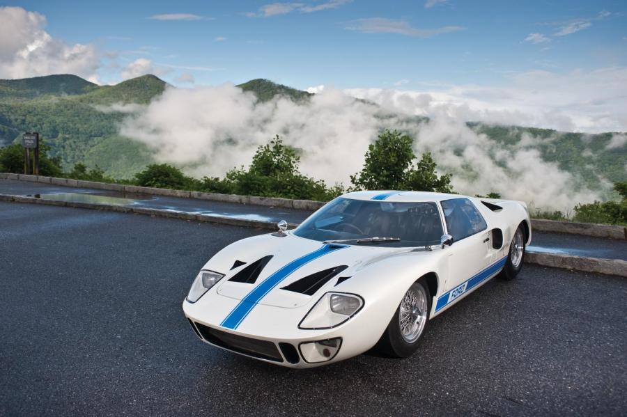  Ford GT40 1967 года  (фото 3 из 5)